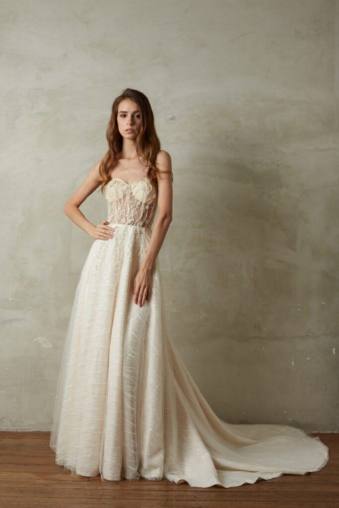 Pre Loved Gown Warehouse Wedding Dress