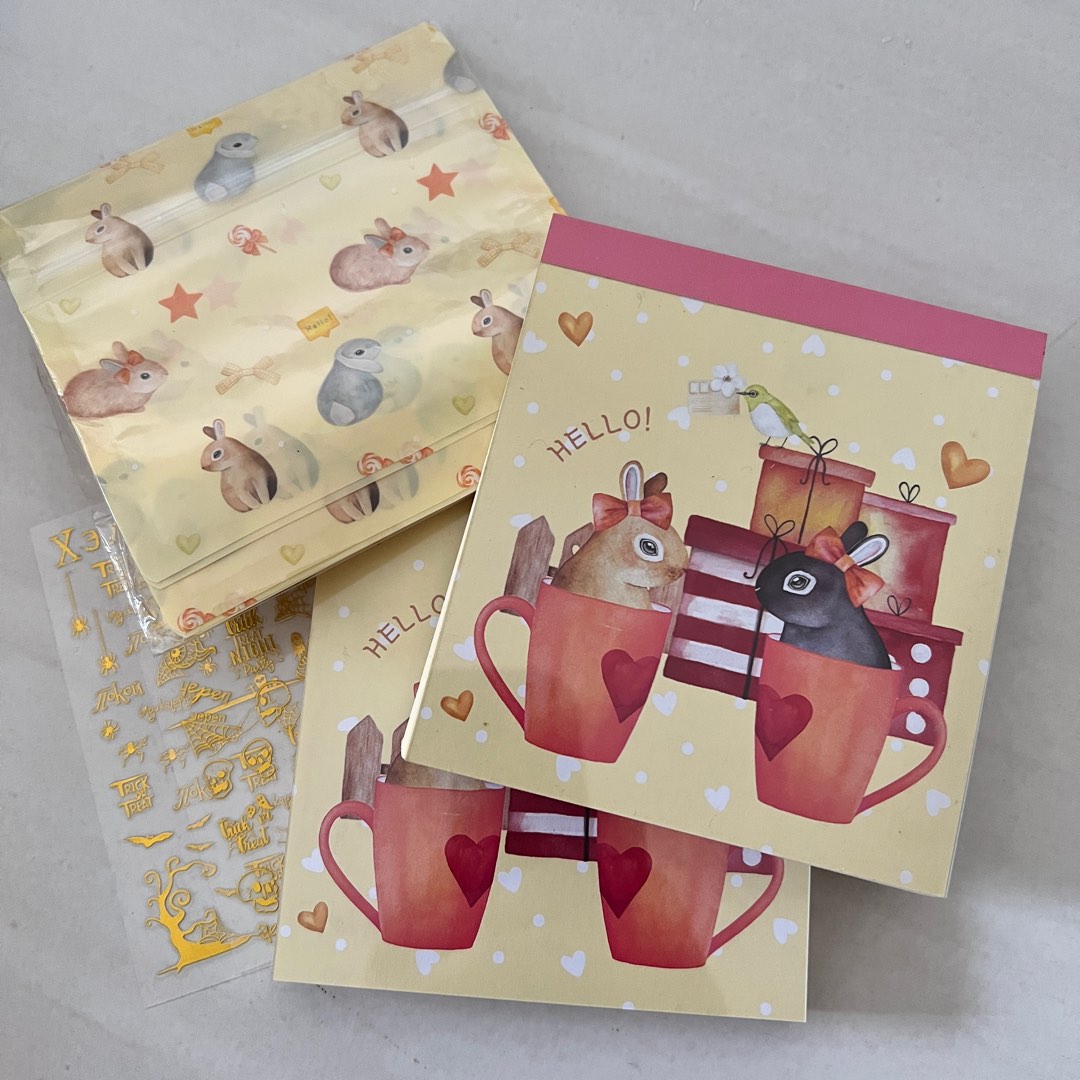 Rabbit Bunny Memo Pads / Zip Lock Bag, Hobbies & Toys, Stationery