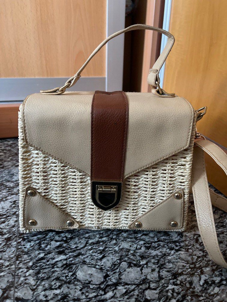 Rattan square bag
