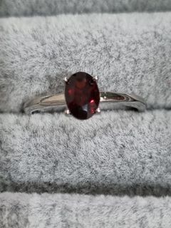 Simple Garnet Stone Ring