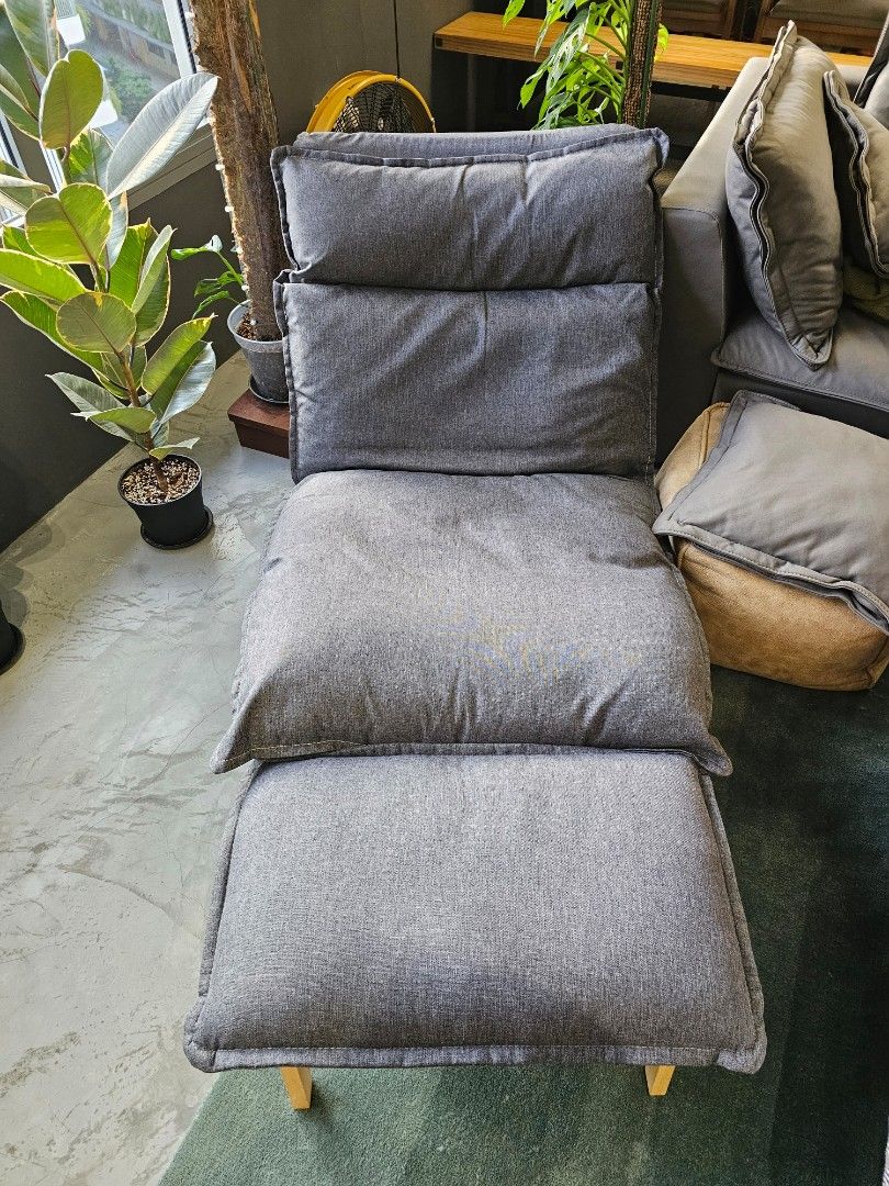 Single sofa with leg rest, Furniture & Home Living, Furniture, Sofas on