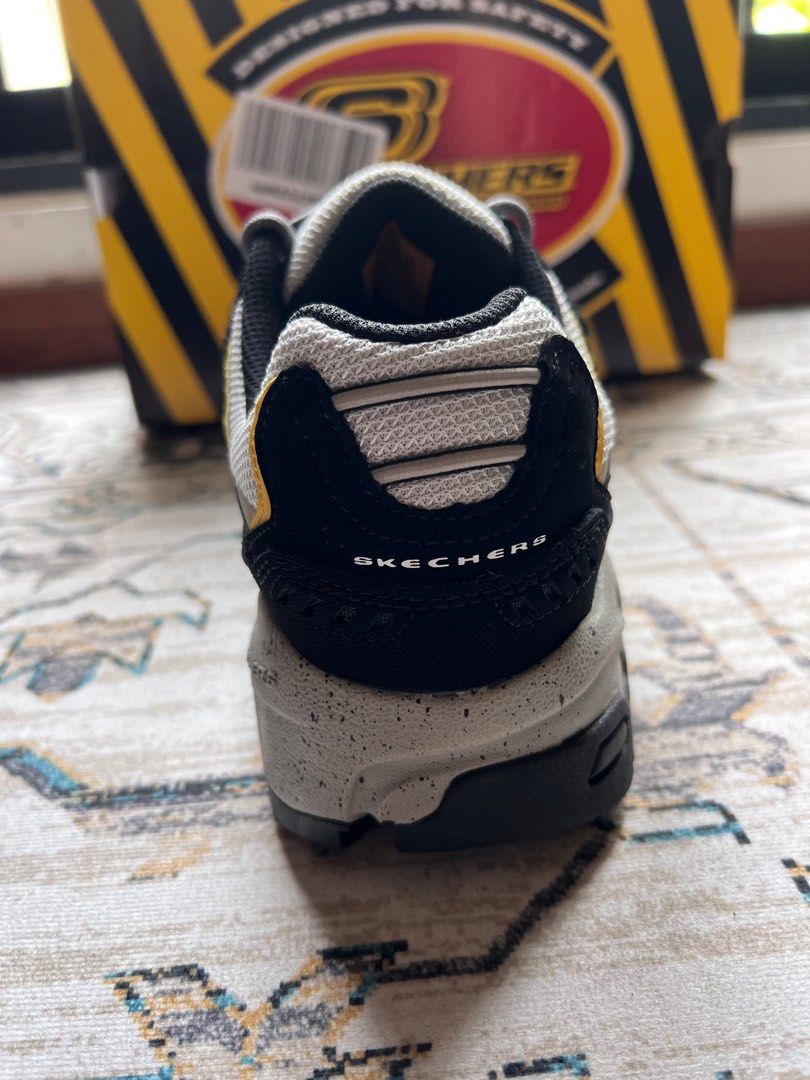 Skechers safety store shoes gold