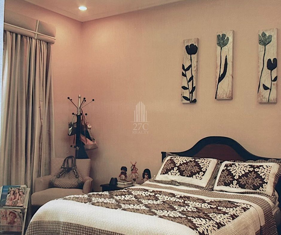 Spacious House with Pool for Sale in Corinthian Hills, Quezon City