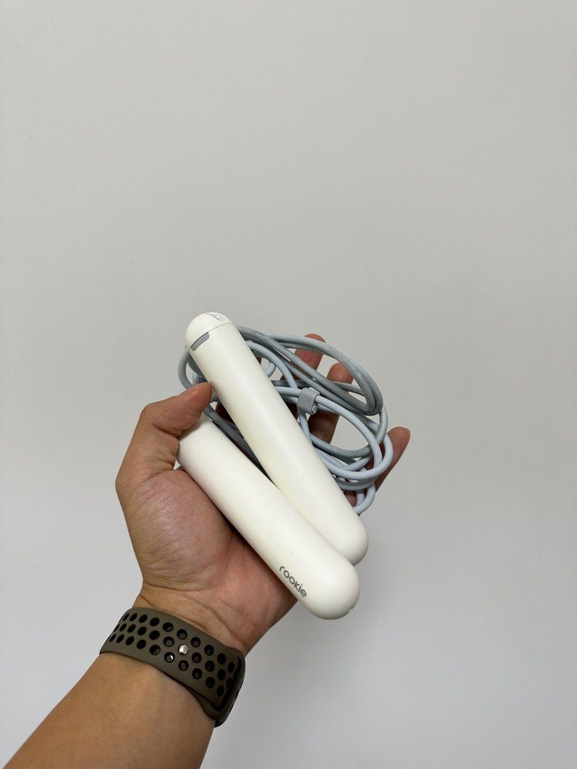 Tangram Factory Smart Rope Rookie Skipping Rope, Sports Equipment ...