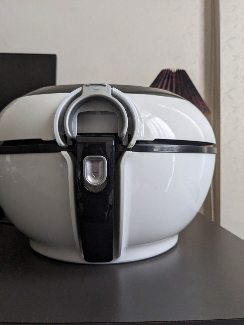 Tefal ActiFry Genius XL 1.7kg Capacity Airfryer / air fryer, TV & Home