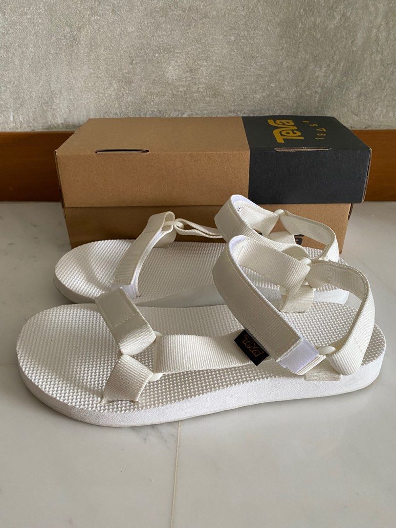 Teva Women s Original Universal Sandal Bright White 1003987 BRWH
