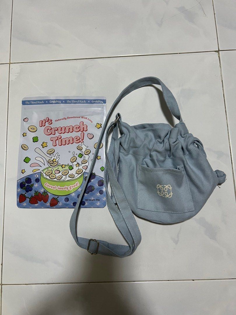 Tinsel Rack Fruit Loop Sling Bag Blueberry Blend, Women's Fashion, Bags