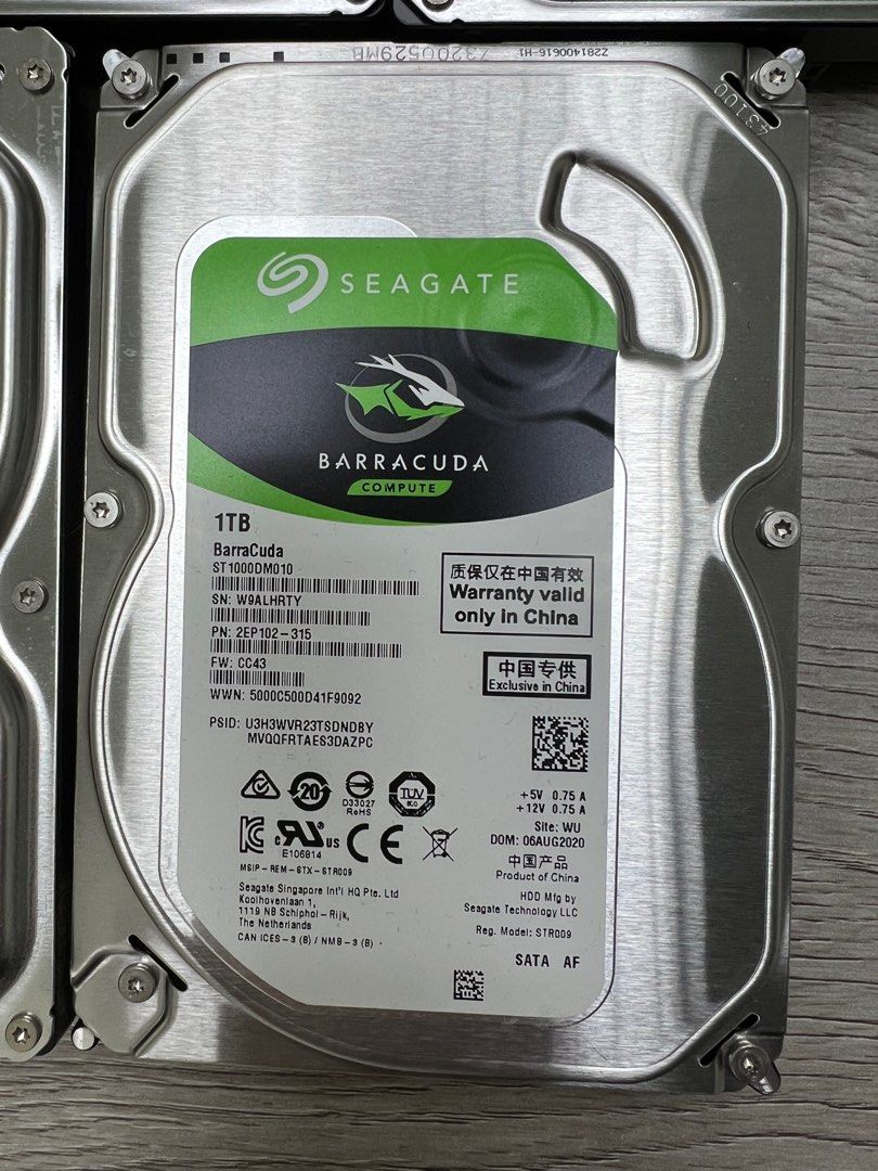 SEAGATE BARRACUDA 3.5インチ3TB HDD（SATA）2つ 3TB☆3個セット
