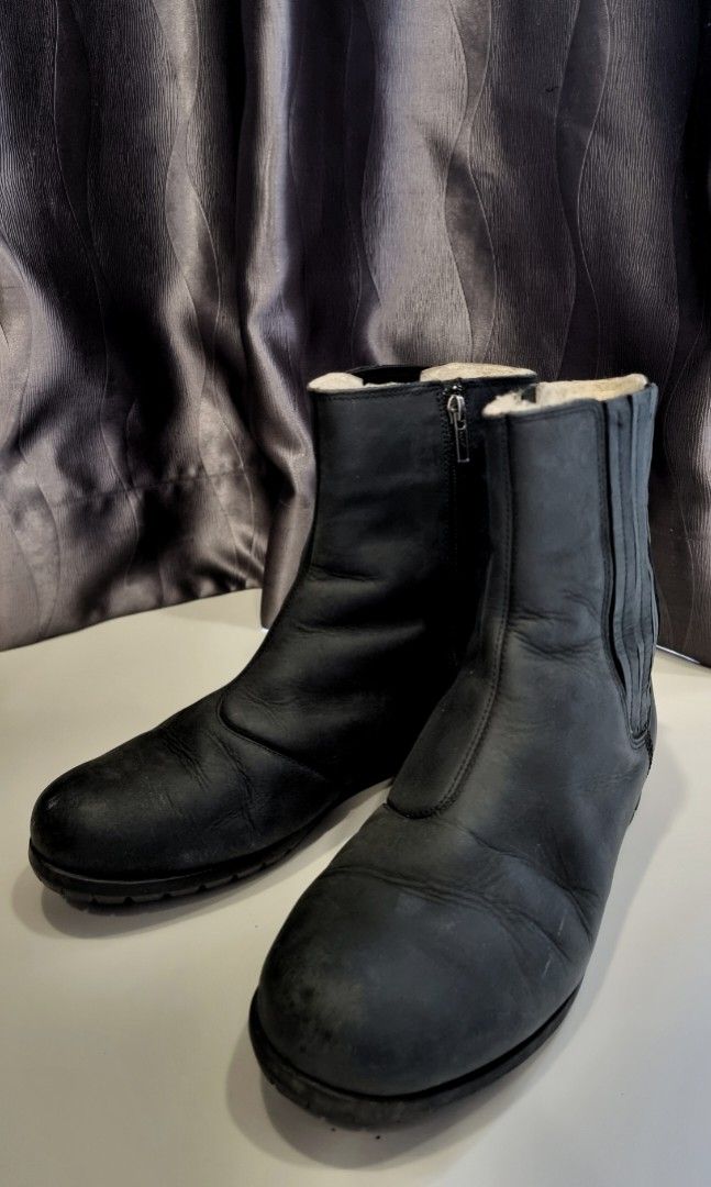 Fur boots hot sale size 11