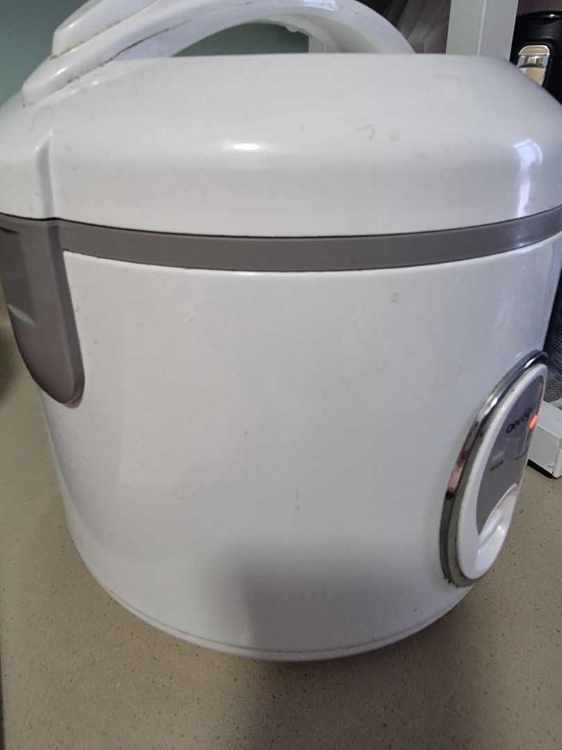 Used Rice cooker, TV & Home Appliances, Kitchen Appliances, Cookers on