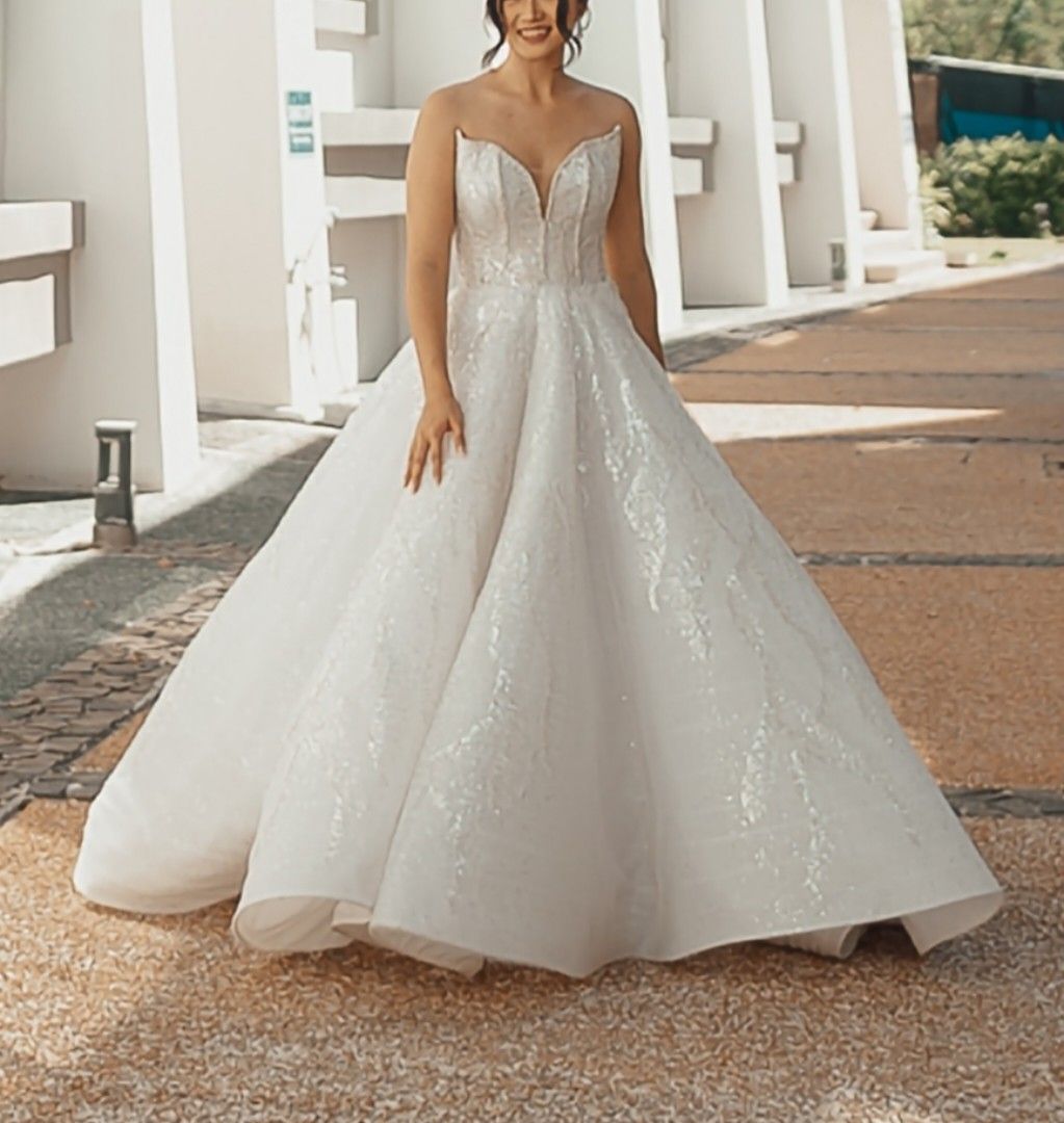 Val taguba shop wedding gown price