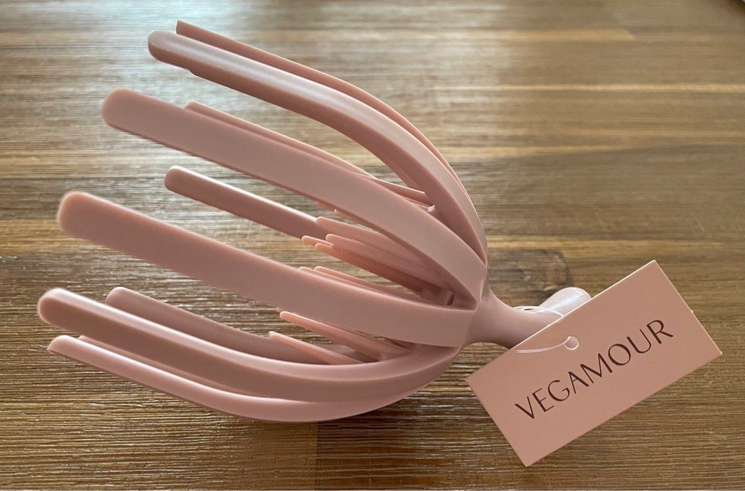Vegamour Scalp Care Scrubber, Beauty & Personal Care, Hair on Carousell