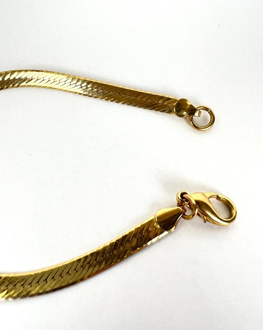 Vintage gold tone snake chain bracelet on Carousell