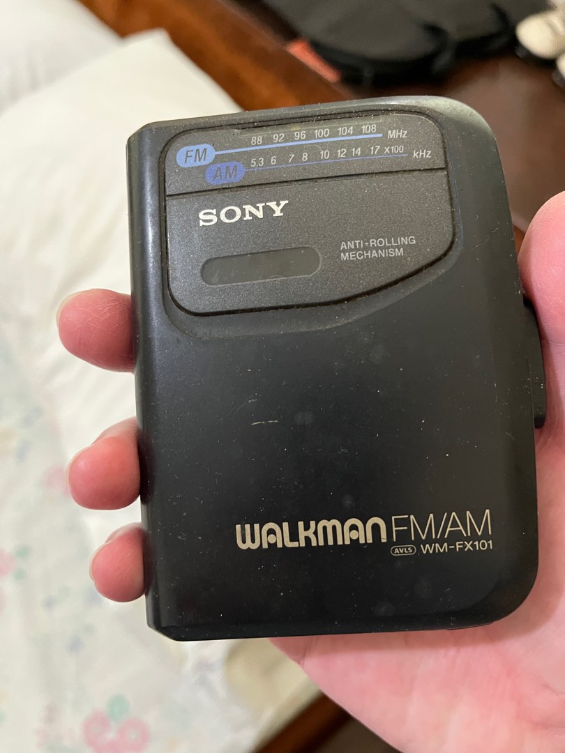 Vintage Sony Walkman WMFX101, Audio, Portable Music Players on Carousell