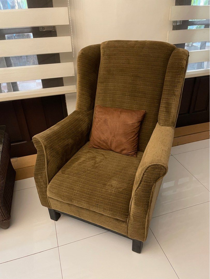 Wing chair on Carousell