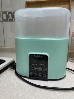 溫奶器