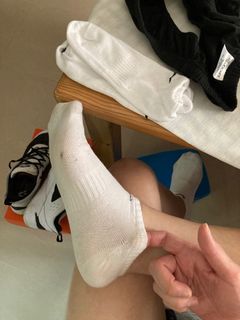 （分類：）位於 。 由 Hugobasketball 提交（商品編號 1226176688，圖片 1）。簡介： 。