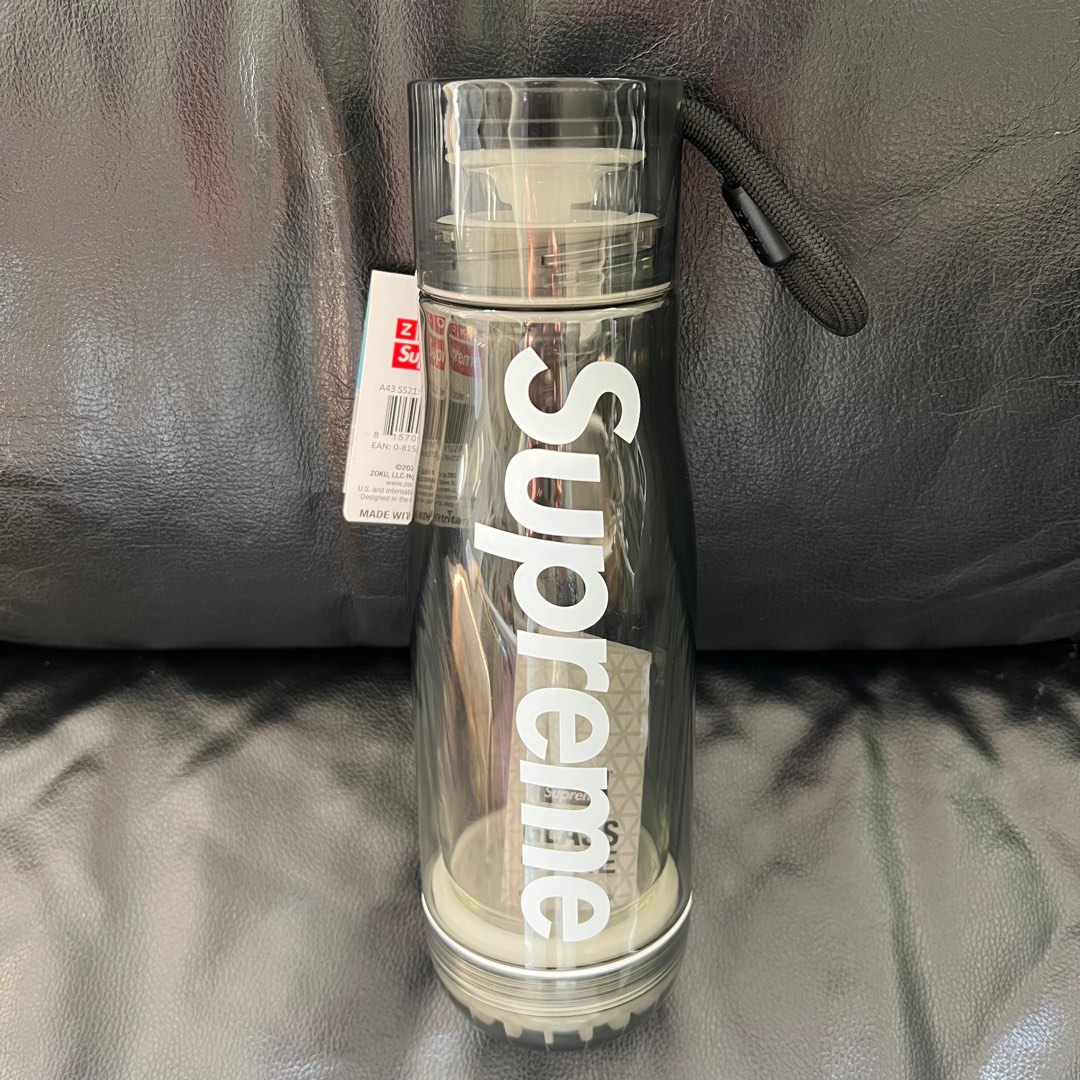 花茶杯Supreme x Zoku glass core bottle 玻璃水樽全新現貨, 傢俬