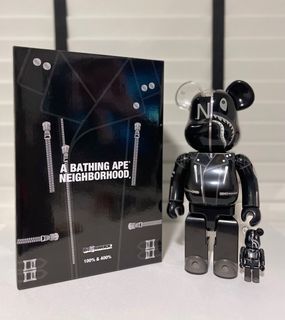 A Bathing Ape x Neighbourhood Bearbrick 400%+100% Bape