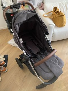（分類：）位於 。 由 chrischan1 提交（商品編號 1226151651，圖片 1）。簡介： 。