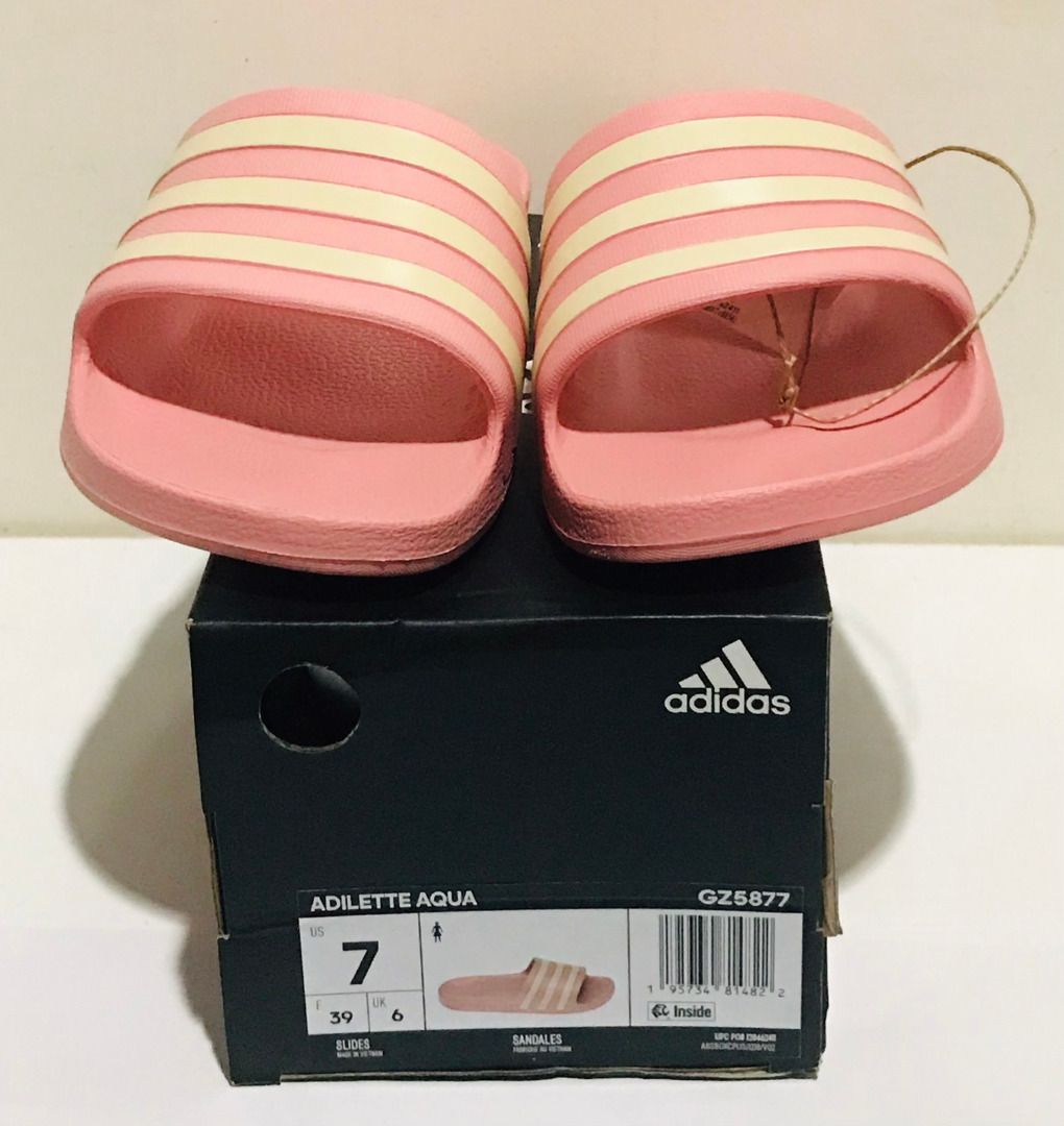Adilette aqua slides hotsell dust pink