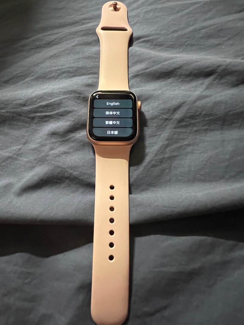 Apple Watch SE 第二世代充電100%（SE2）44mm GPS 完全生産限定盤