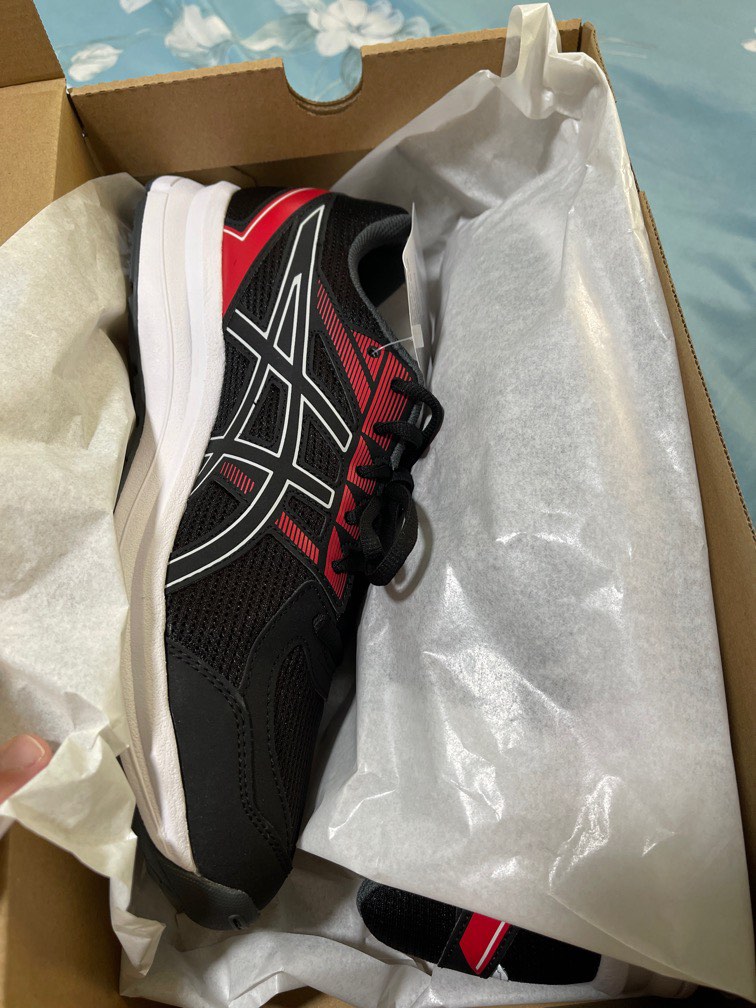buy asics running shoes