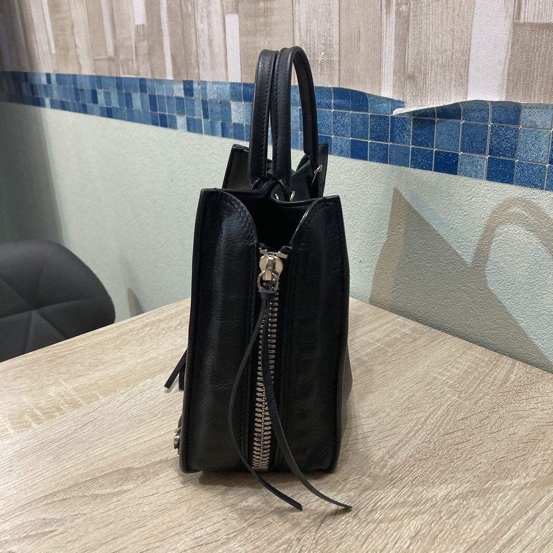 🔥Pre-order SALE🔥 Balenciaga Papier Tote A6 Size, Luxury, Bags & Wallets  on Carousell