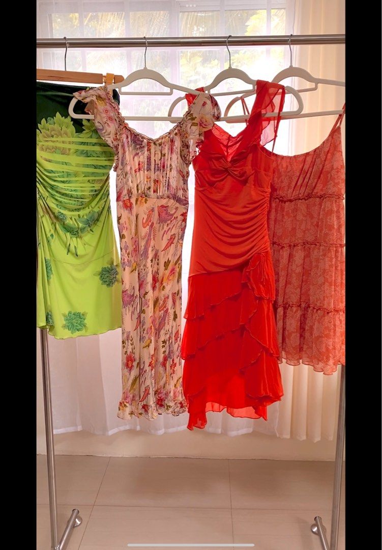 Bcbg flower deals dress