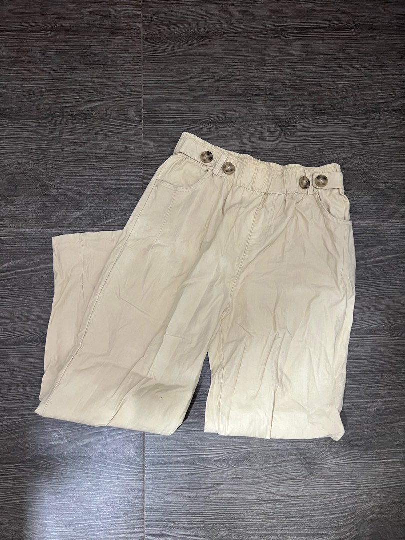 Beige pants, Women's Fashion, Bottoms, Jeans & Leggings on Carousell