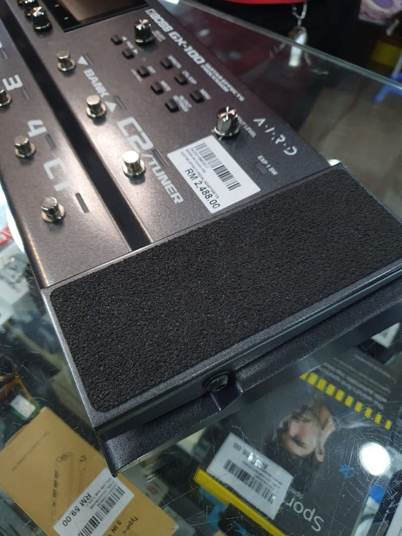 Boss GX100 Guitar Multieffects Pedal, Hobbies & Toys, Music & Media