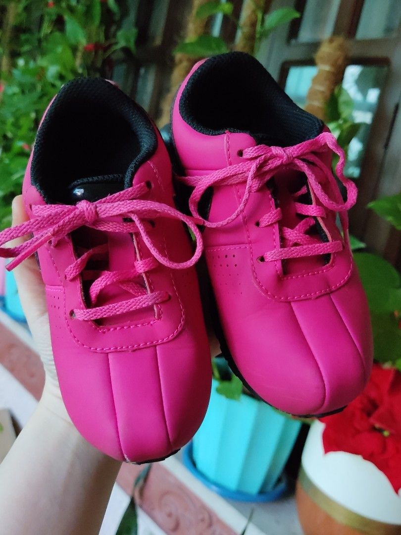 Nike shox hotsell girl shoes