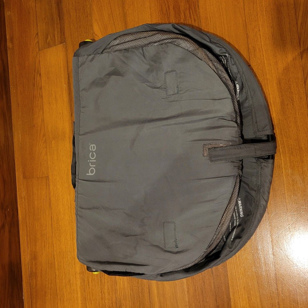 Brica top travel cot