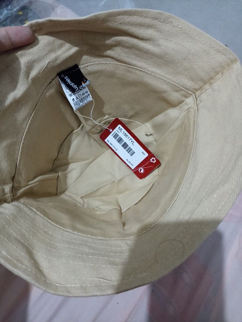 Bucket Hat hush puppies original keren UK allsize, Fesyen Wanita