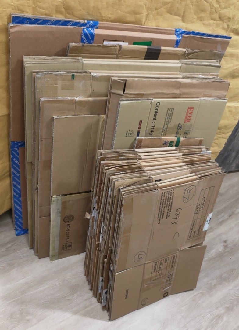 Cardboard boxes, Furniture & Home Living, Home Improvement