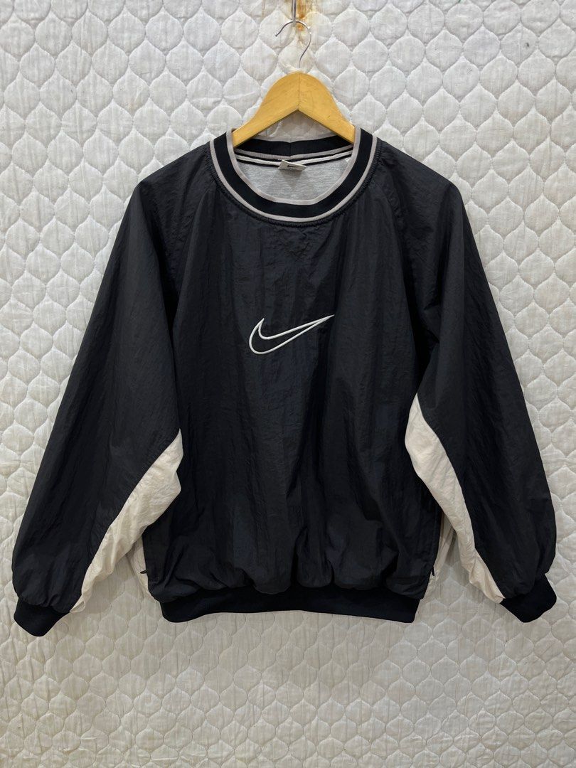 Cccc. VINTAGE NIKE PULLOVER, Men's Fashion, Coats, Jackets and