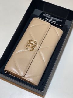 Affordable chanel 19 flap wallet For Sale