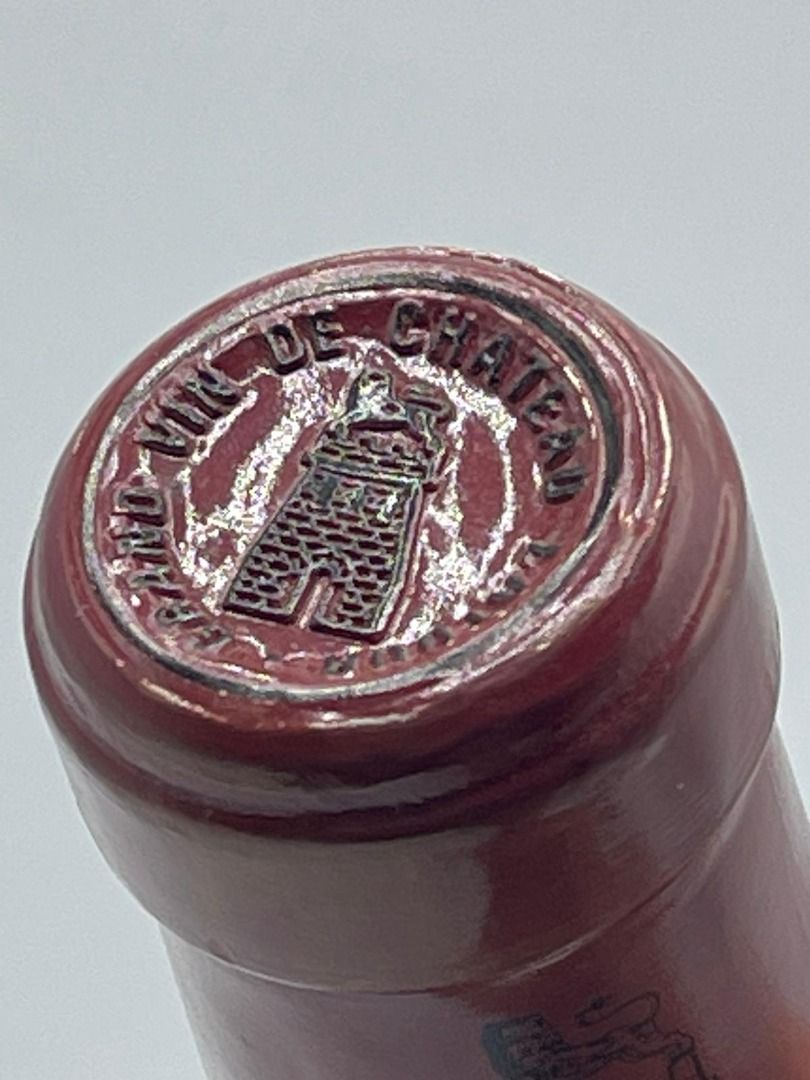 Chateau Latour 1998 拉圖酒莊. 一級莊, 嘢食 嘢飲, 酒精飲料- Carousell CH. LATOUR 1998年 750ml
