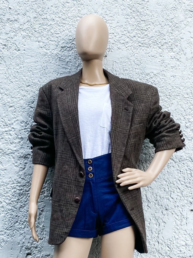 Checkered Brown Blazer (Category: Coats, Jackets and Outerwear) located in Quezon City. Submitted by mommake (Listing ID 1226232905, Image 2). Description: - Oversized fit checkered blazer - Good fit for sizes M-XL (pinned at the back for this photo for a better fit on the mannequin) - Shipping c/of buyer, item can be shipped from QC, Ortigas, or Makati, can also ship via Flash Express, no Shopee checkout Mannequin’s dimensions: Bust: 30 inches W