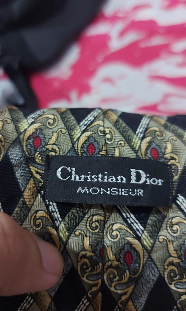 Christian dior necktie (Category: Luxury Accessories) located in Quezon City. Submitted by lehitimo1985 (Listing ID 1226152278, Image 2). Description: price 350 no issue location novaliches.