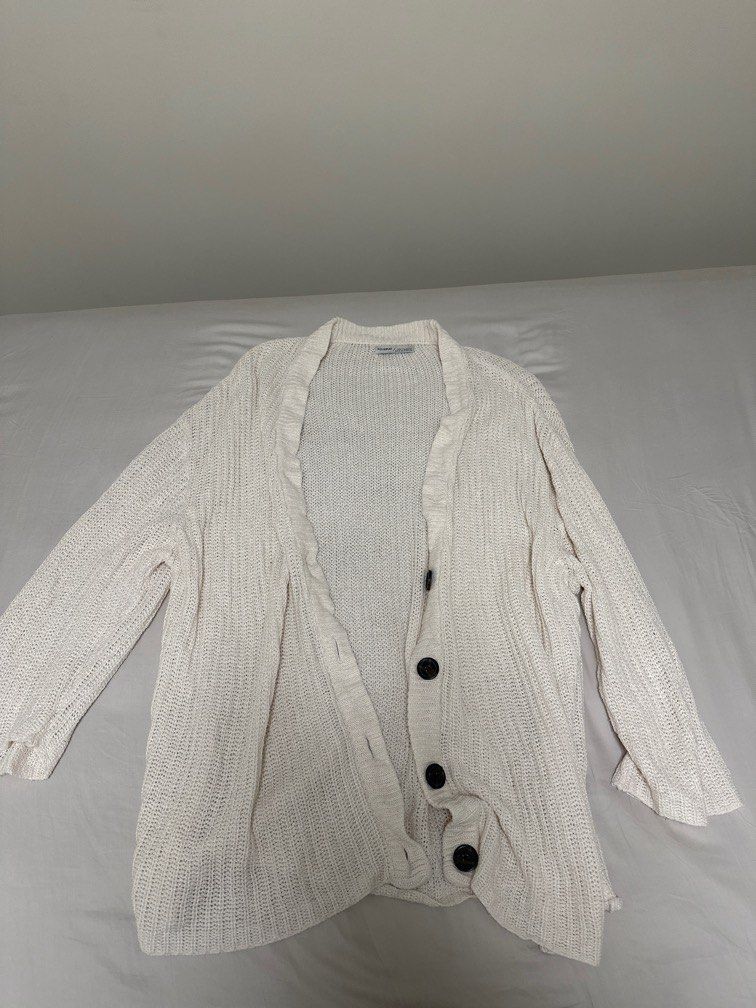 cream white oversized knit cardigan sweater pullover with button