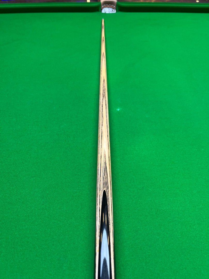 Eaglecues snooker cue number 398, Sports Equipment, Sports & Games