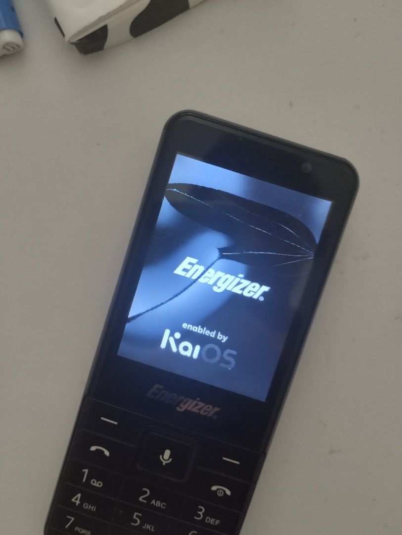 Meet the new Nokia 6300 4G and Nokia 8000 4G