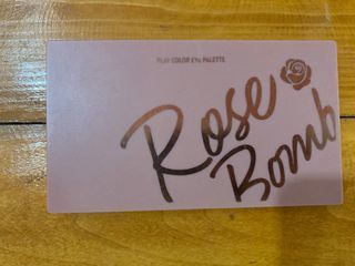 Etude House Play Color Eyes Eyeshadow Palette in Rose Bomb