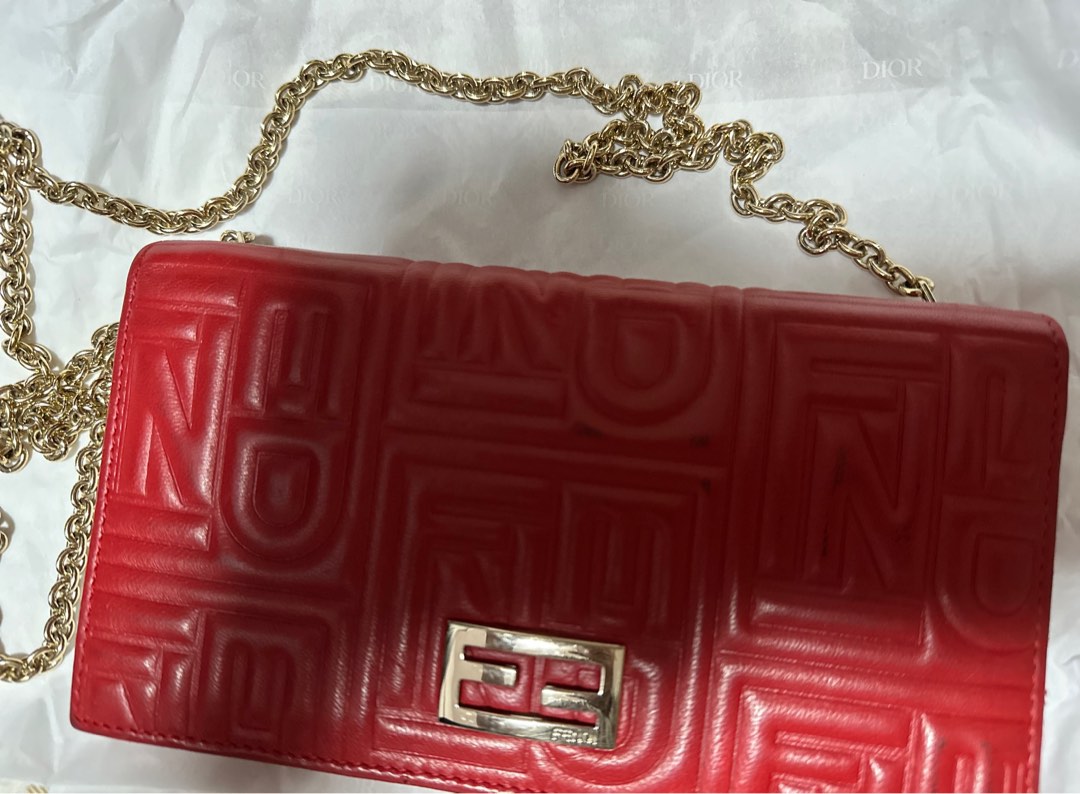 Fendi red 2025 wallet