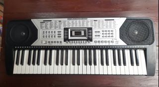 Global GL-400 digital keyboard