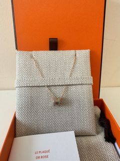 （分類：）位於 。 由 riennayy 提交（商品編號 1226176771，圖片 1）。簡介： 。