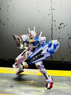 （分類：）位於 。 由 louisg_model 提交（商品編號 1226146950，圖片 1）。簡介： 。
