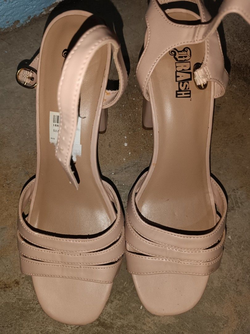 High heels from Payless Qatar on Carousell