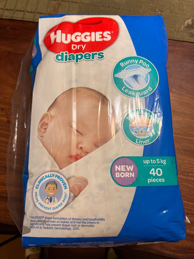 Huggies Diapers Newborn, Babies & Kids, Bathing & Changing, Diapers